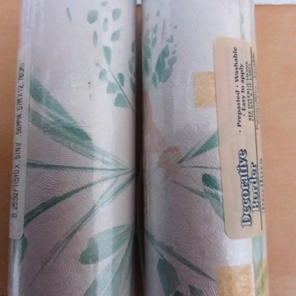 Decorative Floral Prepasted Wallpaper Border (2ct) - Picture 3 of 5